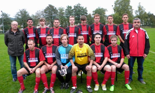 FVH in neuen Nike-Trikots