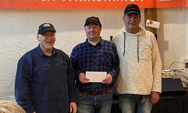 Roland Voll gewinnt Skatturnier des FV Hörden